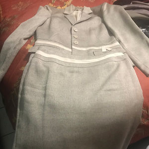 Kasper two piece Suit